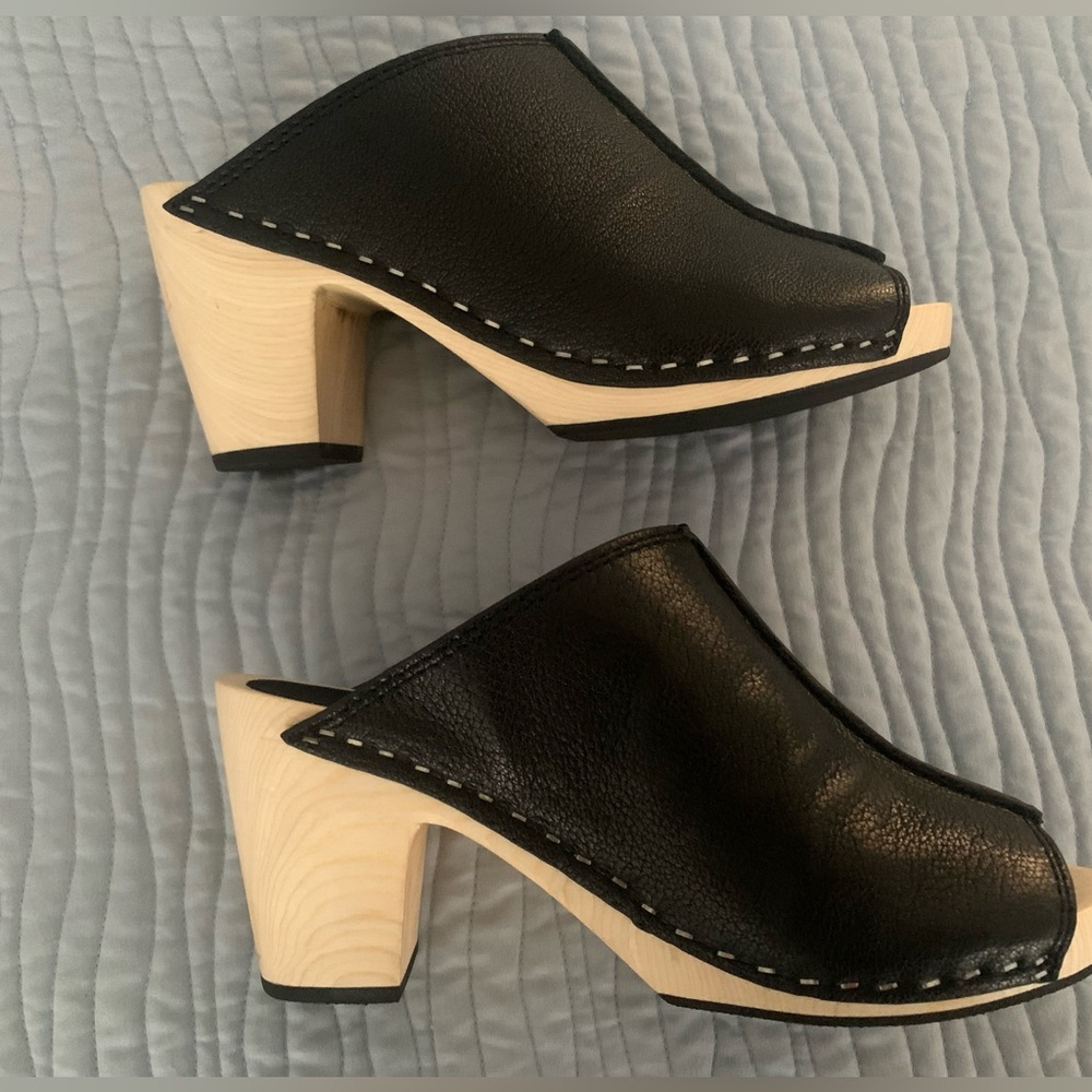 Like new Kelsie Dagger Slide On Shoes.